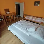 Beke Sziget Otel *