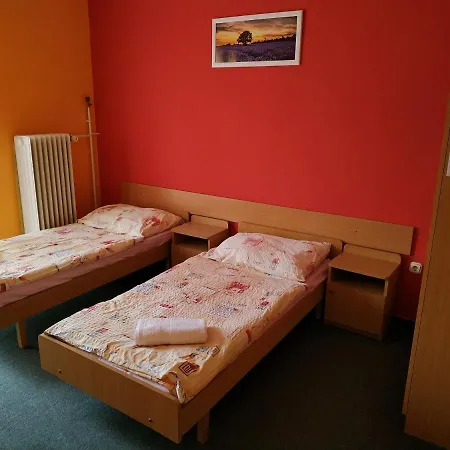 Beke Sziget Komló
