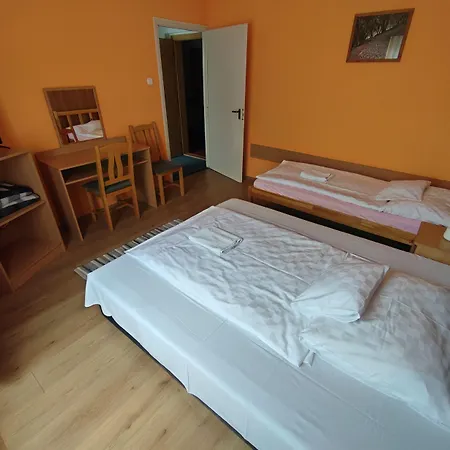 Hotel Beke Sziget Komló